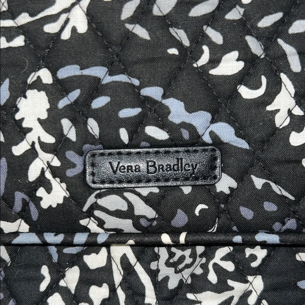 Vera Bradley Essential Messenger Bag in Paisley Noir Pattern
